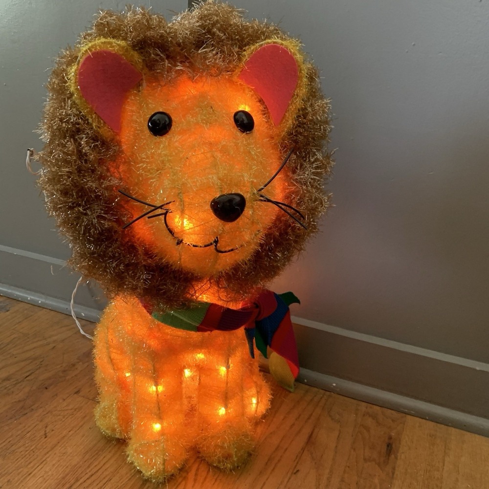 Wondershop By Target Lit Tinsel Lion Outdoor Christmas Yard Decoration